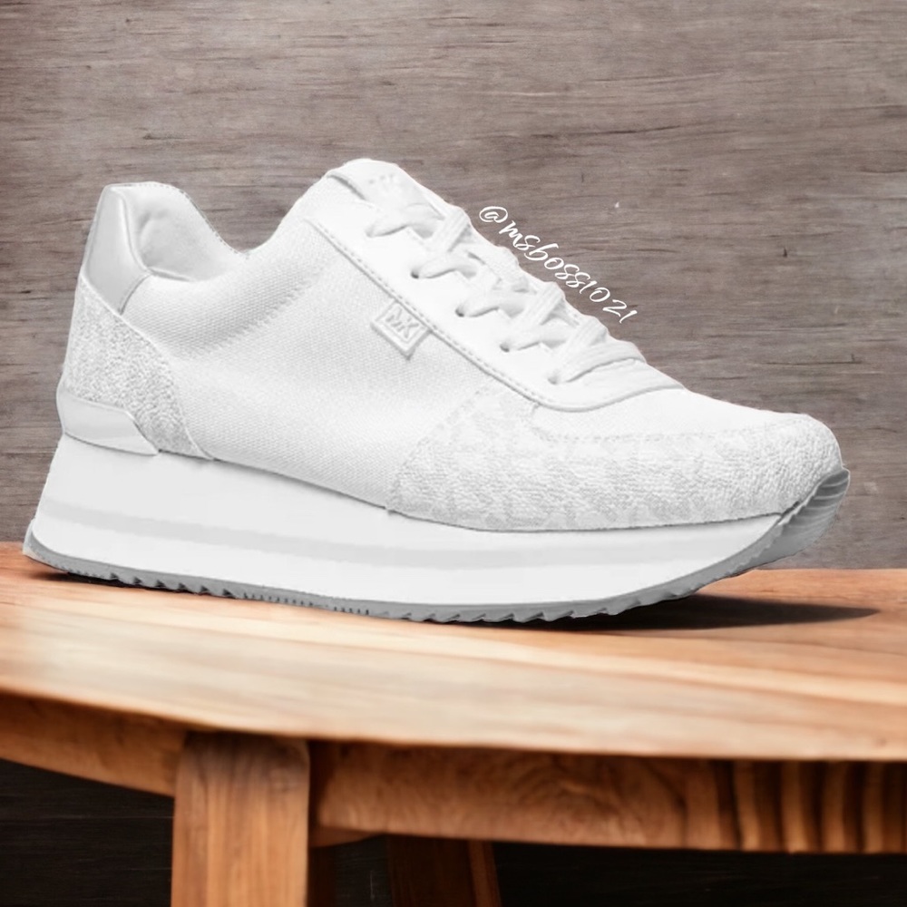 Michael Kors White With Silver Trim Sneakers BRAND NEW NEVER WORN 8.5
